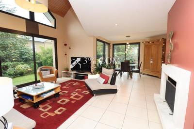 Maison d'architecte - 141 m² - 6 pièces