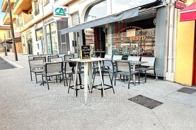 Fonds de commerce - Magasins - 52 m²