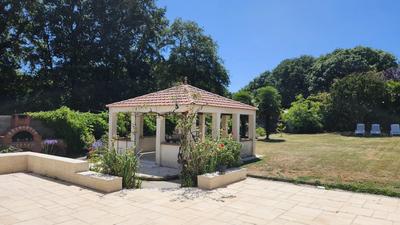 Maison - 168 m² - 6 pièces