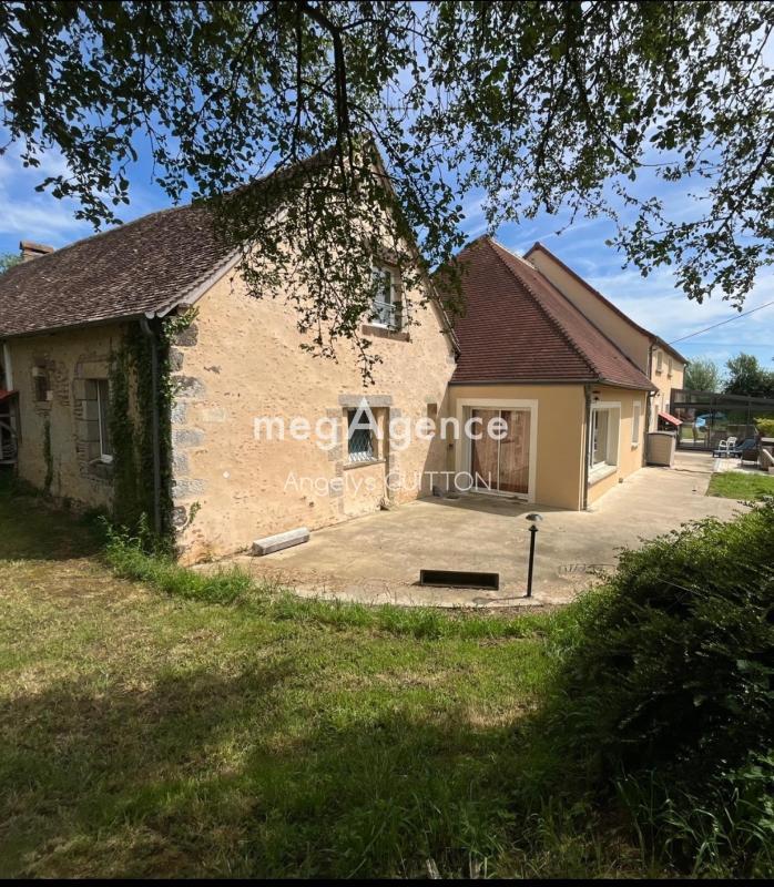 Maison - 384 m² - 15 pièces
