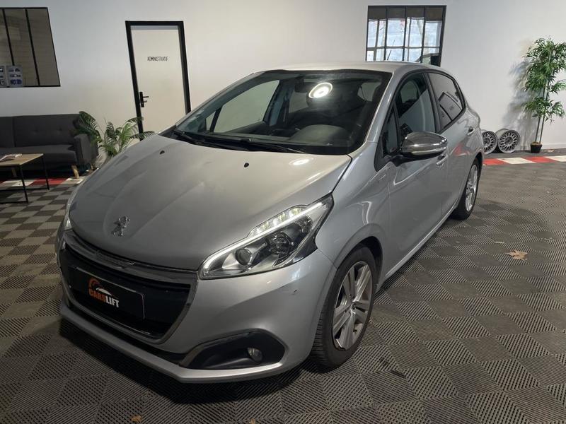 Peugeot 208 1.2 Vti 82ch Style-Distribution à Jour-Garantie 6 Mois-