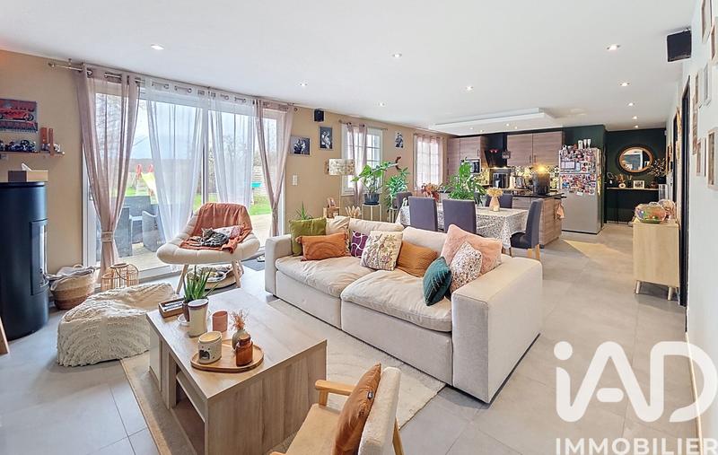 Maison - 98 m² - 4 pièces