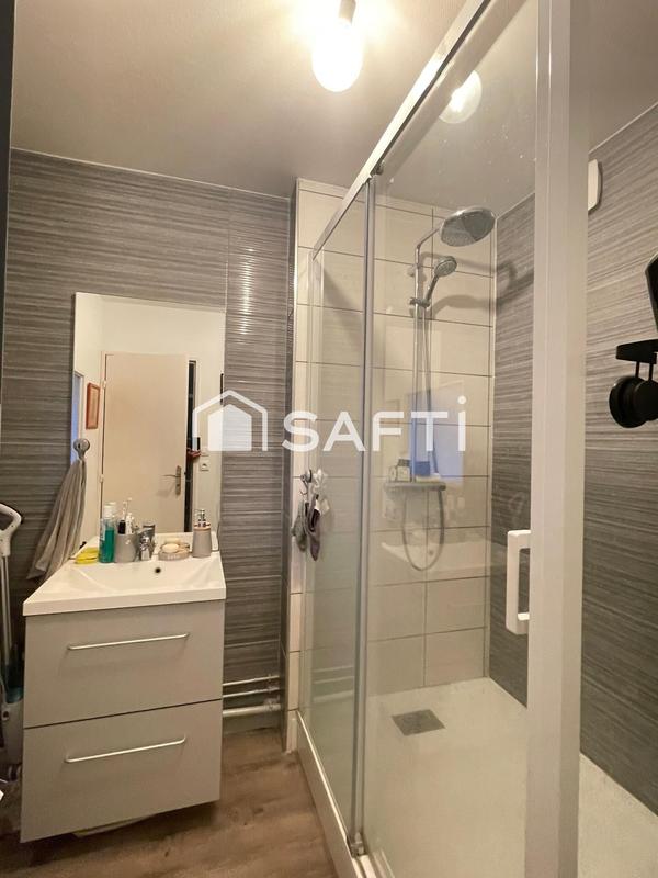 Appartement - 81 m² - 3 pièces