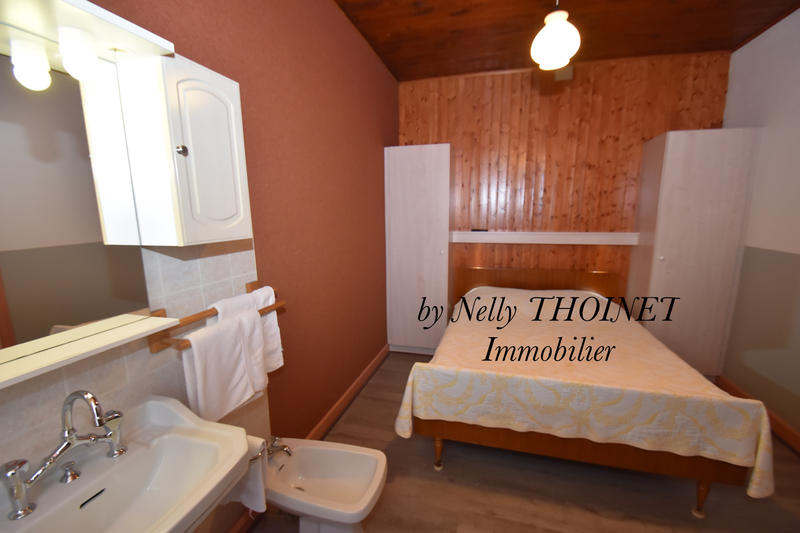 Local commercial - 400 m² - 22 pièces