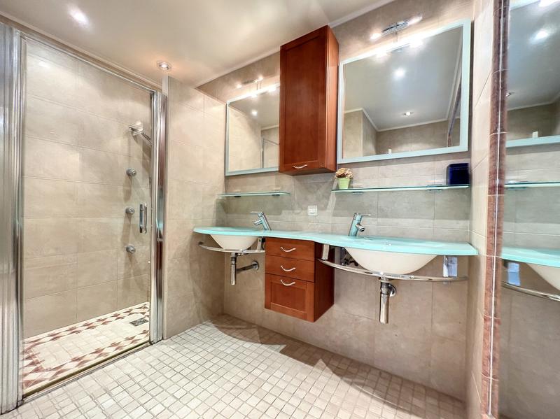 Appartement - 87 m² - 4 pièces