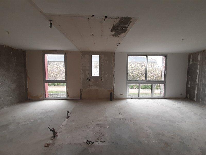 Maison - 153 m² - 9 pièces