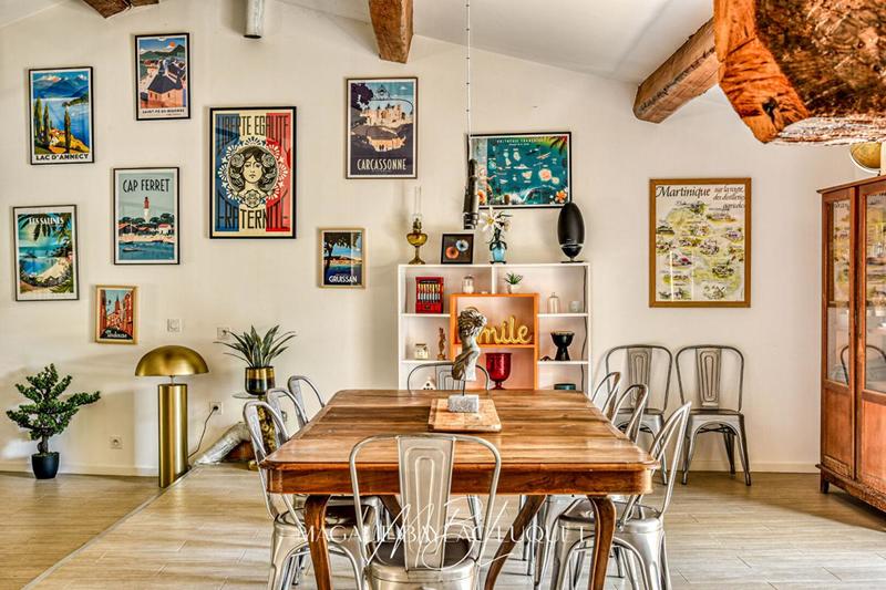 Maison - 297 m² - 7 pièces