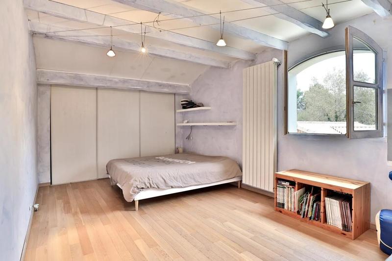 Maison - 204 m² - 6 pièces