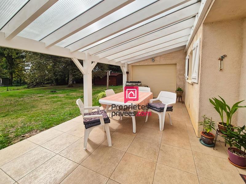 Maison - 225 m² - 8 pièces