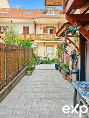 Maison - 104 m² - 4 pièces