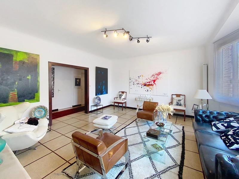 Appartement - 100 m² - 4 pièces