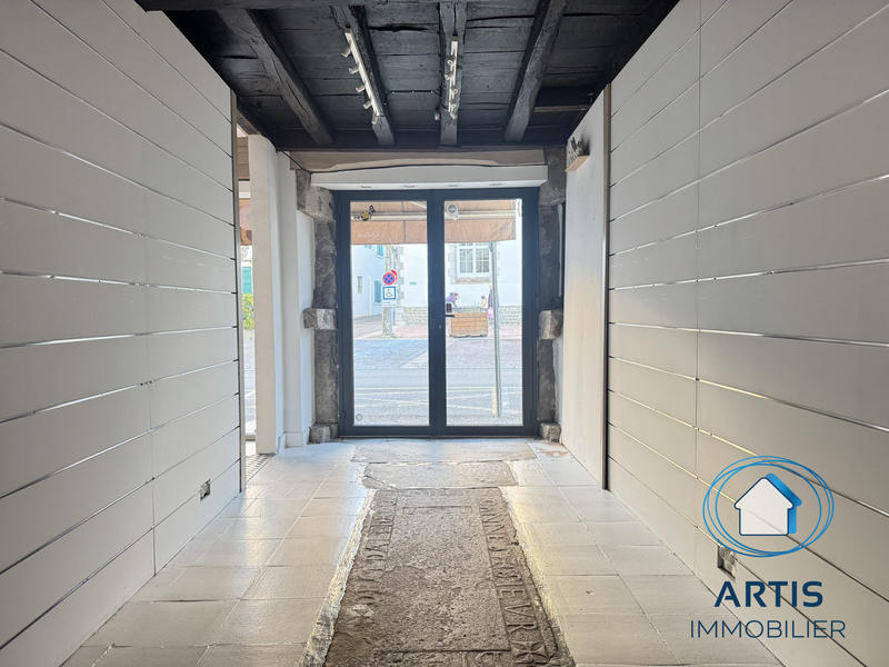 Local commercial - 77 m² - 3 pièces