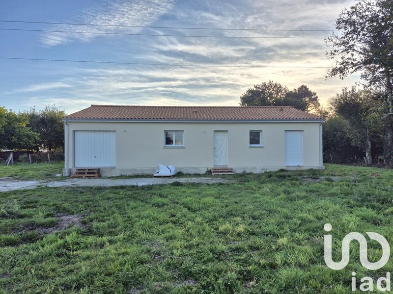 Maison - 99 m² - 4 pièces