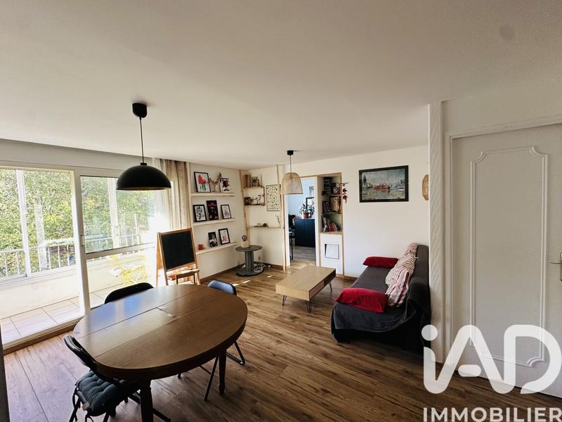 Appartement - 93 m² - 5 pièces
