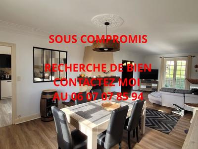 Maison - 151 m² - 9 pièces
