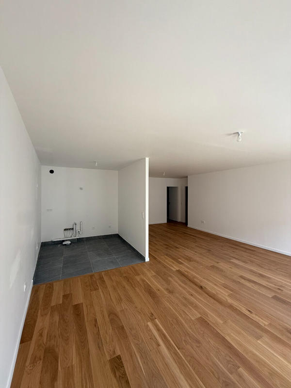 Appartement - 100 m² - 4 pièces