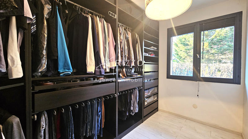 Maison - 127 m² - 5 pièces