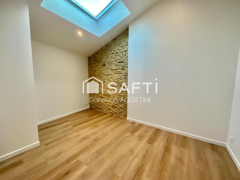 Maison - 137 m² - 7 pièces