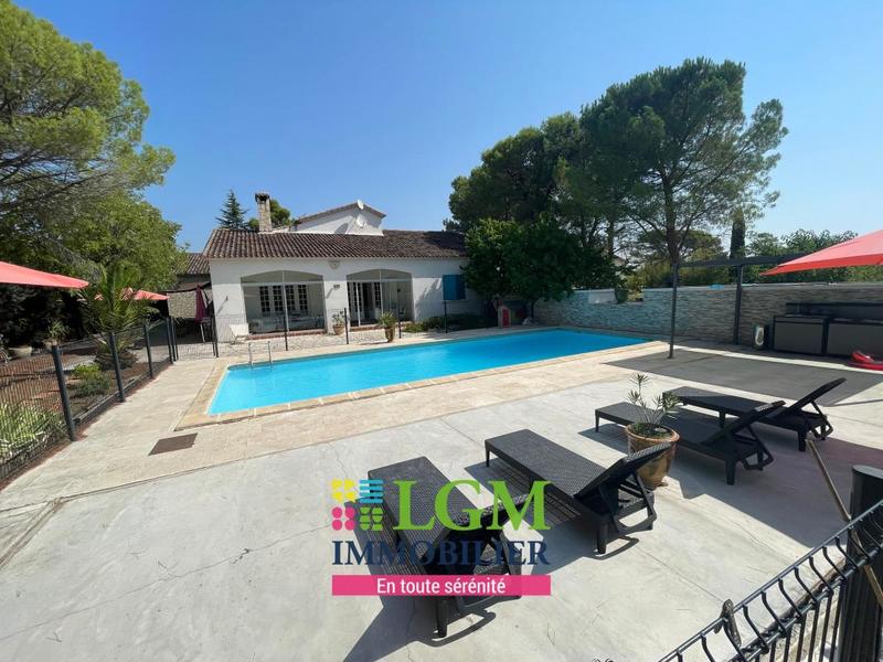 Villa - 222 m² - 7 pièces