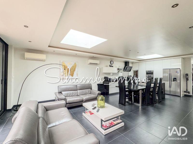 Local commercial - 150 m² - 3 pièces