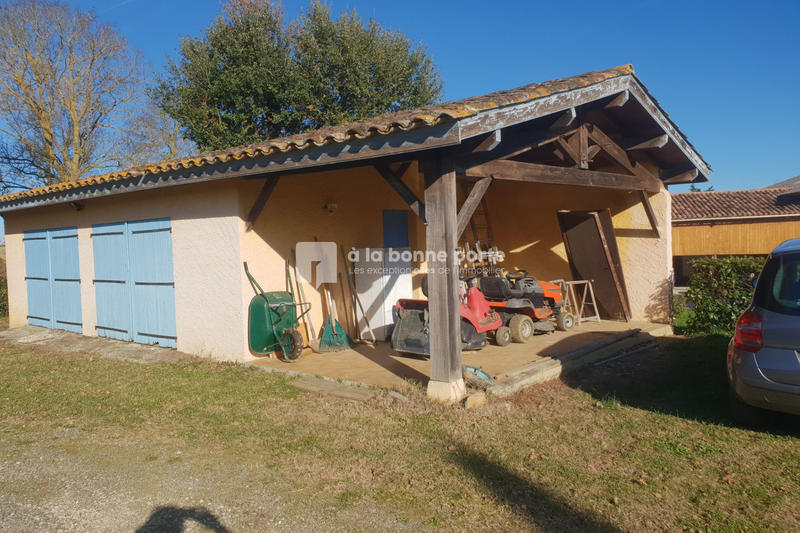 Maison - 273 m² - 6 pièces