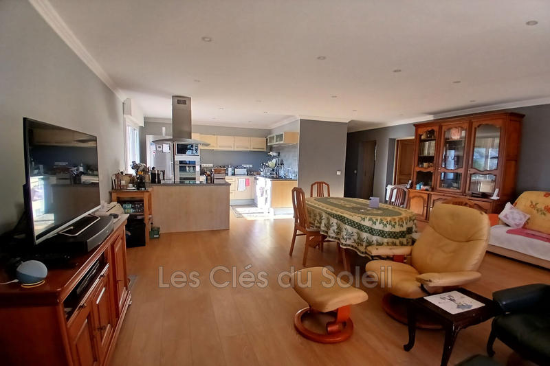 Maison - 138 m² - 6 pièces