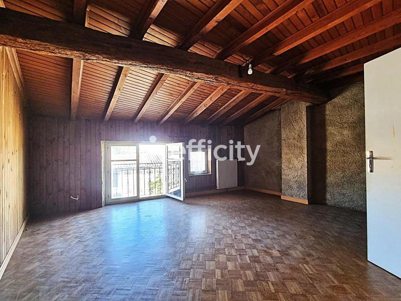 Maison - 85 m² - 5 pièces