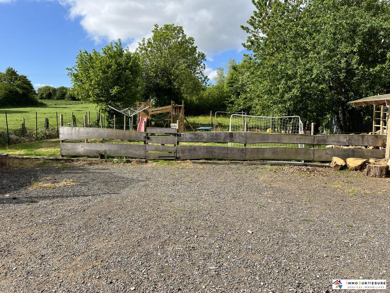 Maison - 111 m² - 5 pièces