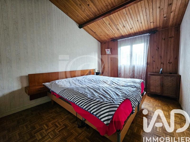 Maison - 104 m² - 4 pièces