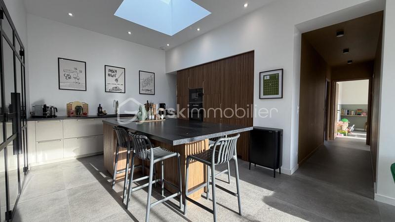 Maison - 145 m² - 5 pièces