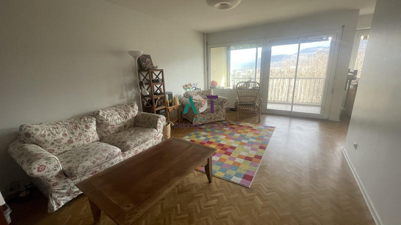 Appartement - 85 m² - 3 pièces