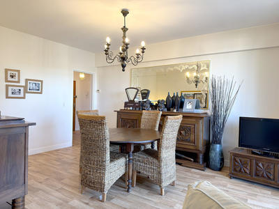 Appartement - 79 m² - 3 pièces