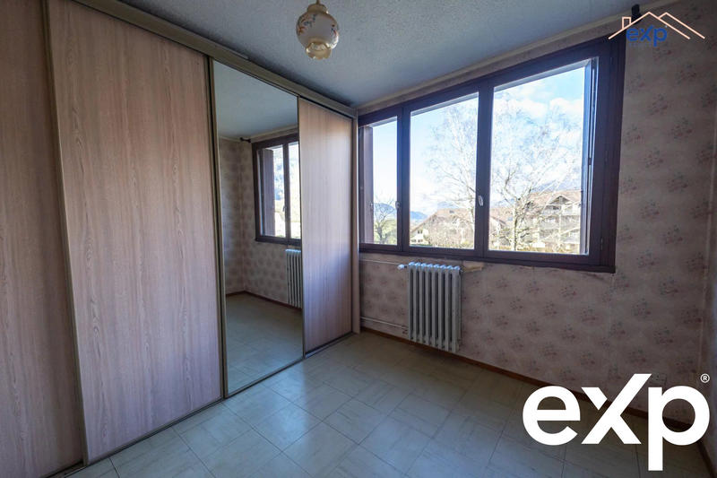 Appartement - 91 m² - 6 pièces