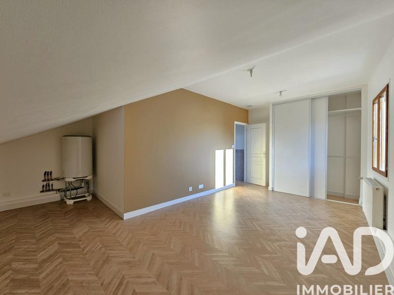 Maison - 111 m² - 6 pièces