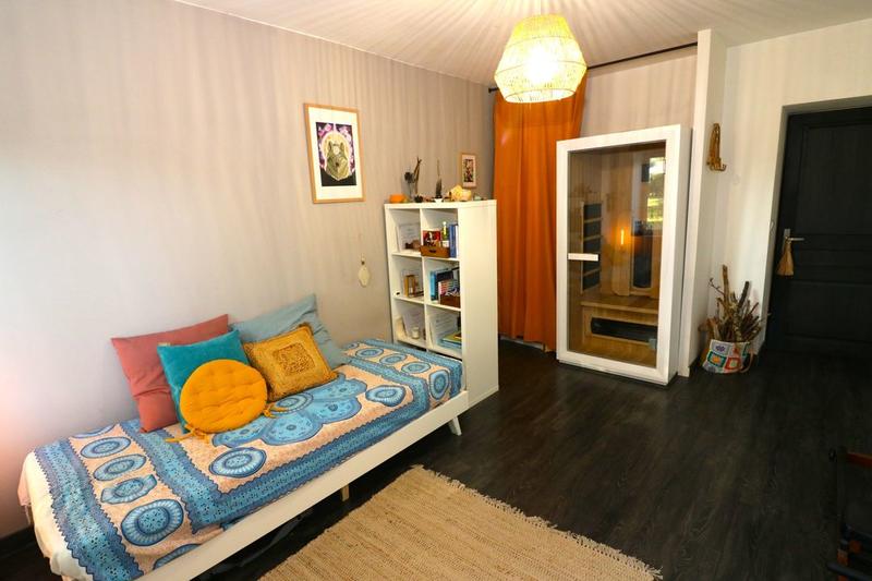 Propriété - 265 m² - 10 pièces