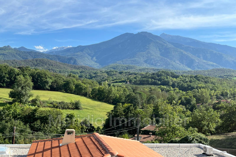 Villa - 219 m² - 6 pièces