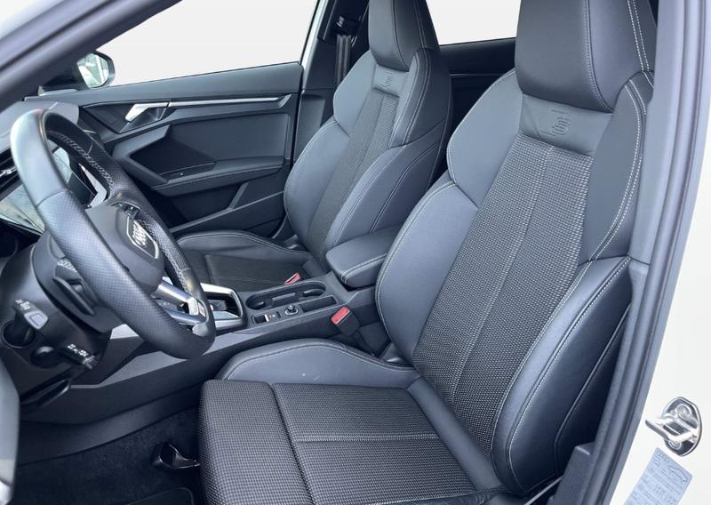 Audi A3 sportback 45 TFSIe 245 s-Line Hybride Rechargeable / Caméra de Recul Carplay Android Auto Régulateurd Distance