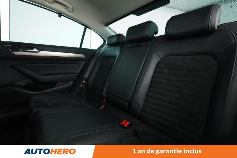 Volkswagen Passat 1.4 Tsi Act BlueMotion Tech Carat Dsg7 150 ch