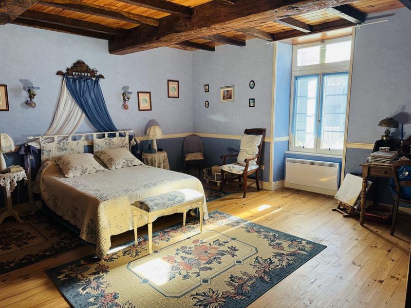 Maison - 167 m² - 5 pièces