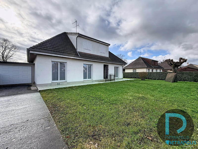 Maison traditionnelle - 133 m² - 6 pièces