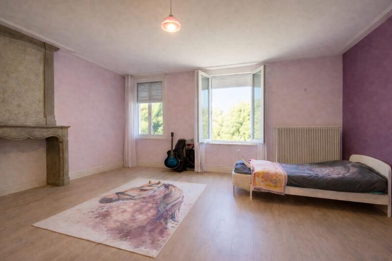 Appartement - 144 m² - 4 pièces