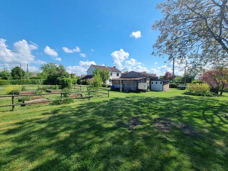 Maison - 170 m² - 6 pièces