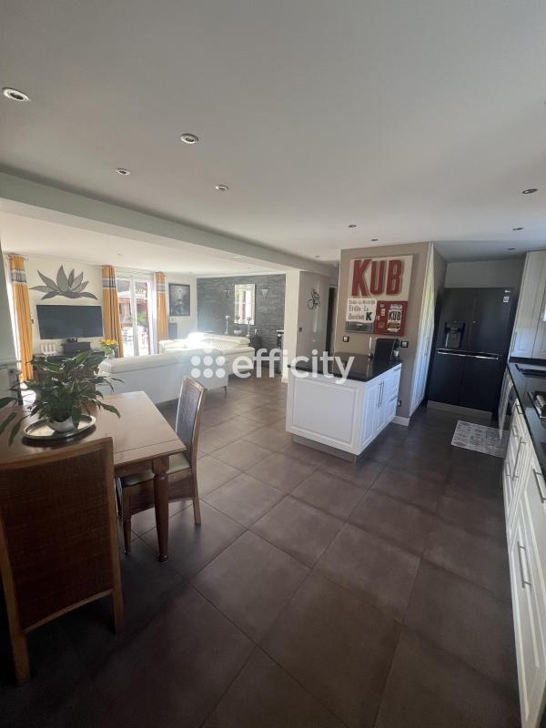 Pavillon - 167 m² - 6 pièces