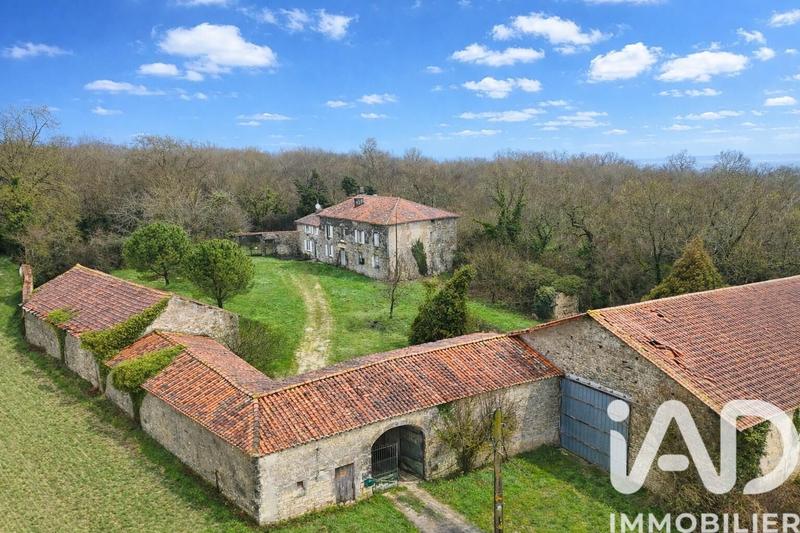 Maison - 177 m² - 8 pièces