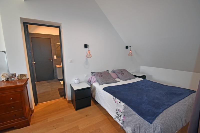 Maison - 232 m² - 8 pièces