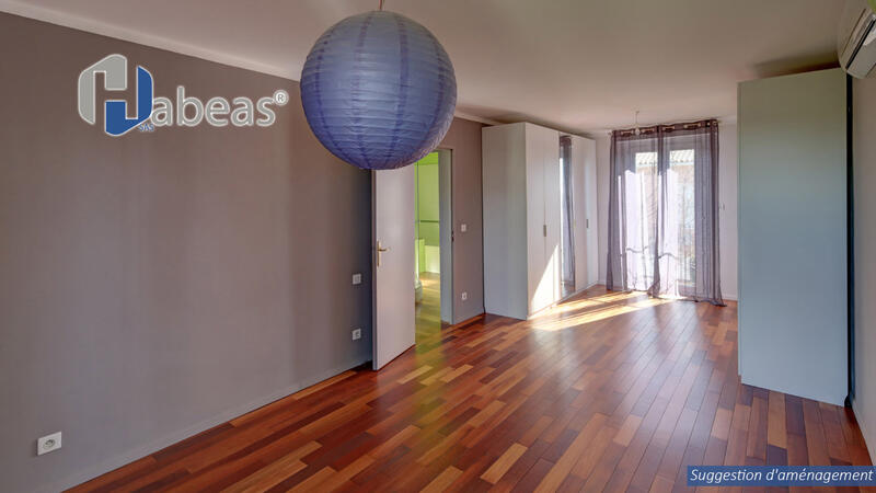 Maison - 123 m² - 4 pièces