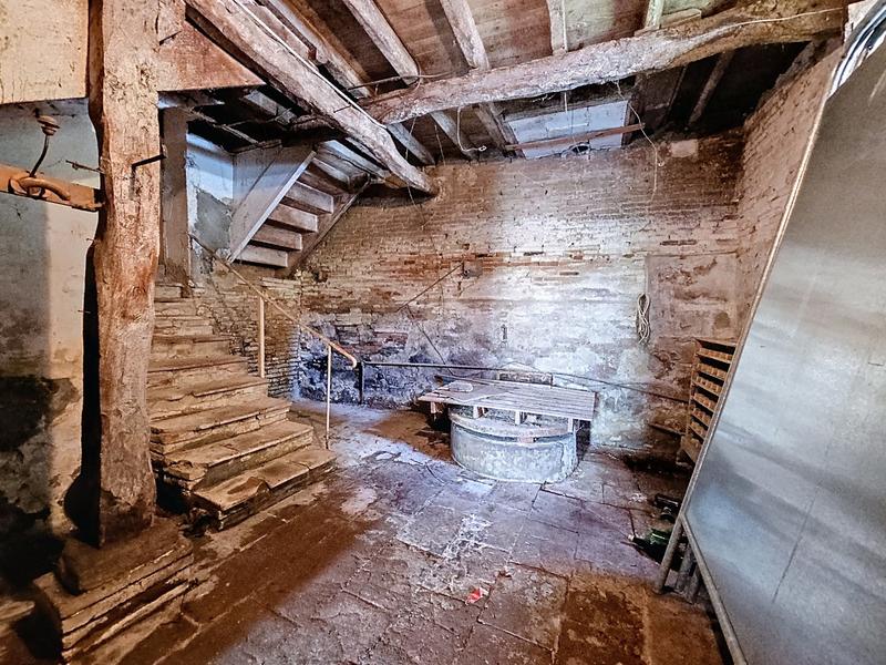 Maison - 204 m² - 10 pièces