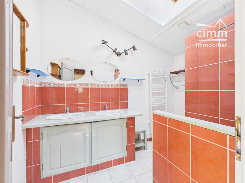 Maison - 150 m² - 7 pièces