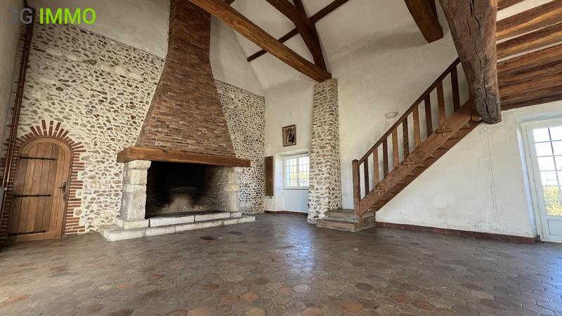 Maison ancienne - 206 m² - 8 pièces