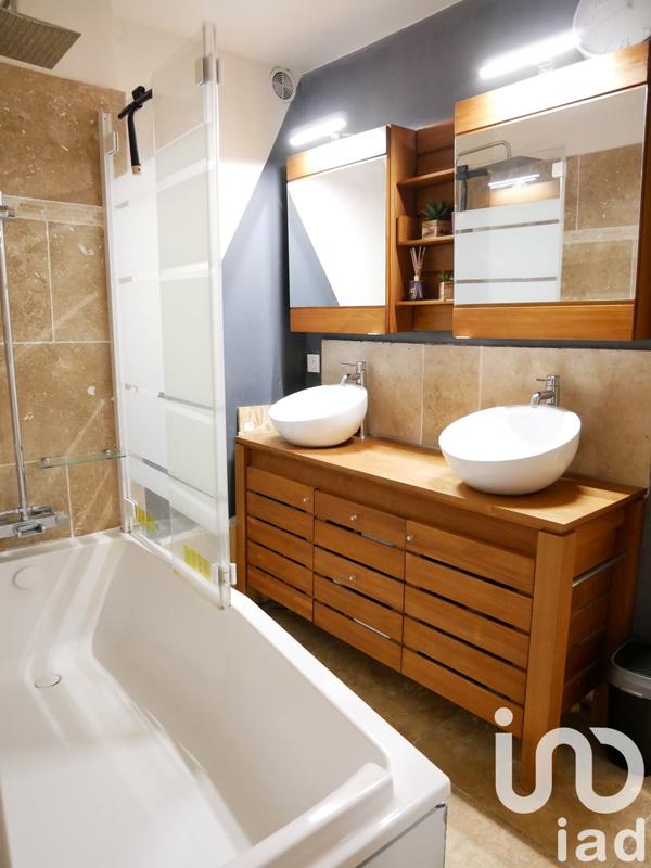 Appartement - 64 m² - 3 pièces